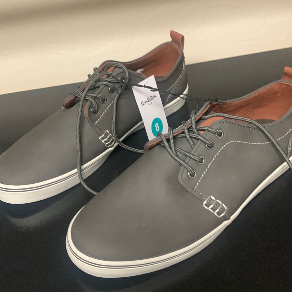 Clean grey shoes size 8